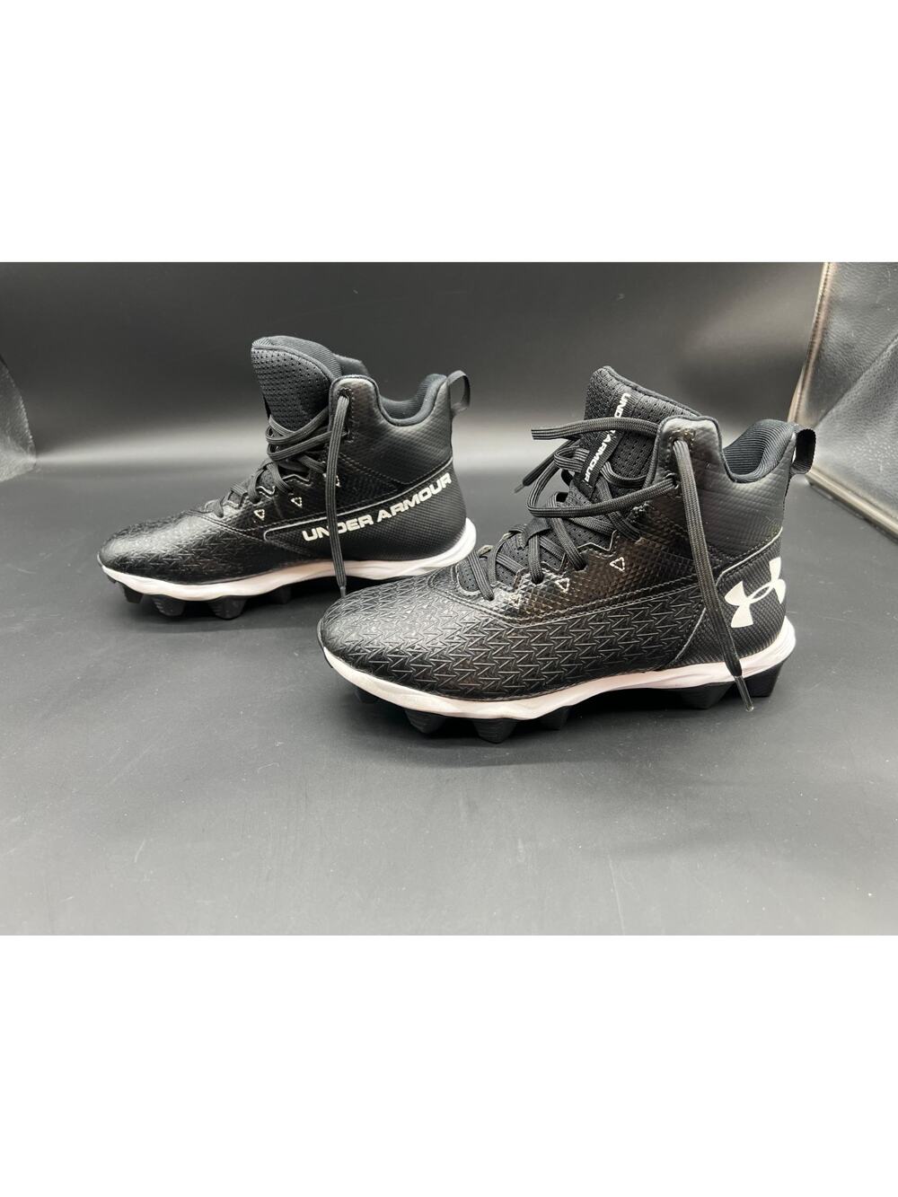 Under Armour Football Cleats Youth Size 5.5 Hammer Black Mid
